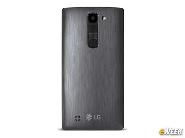 9 - An 8MP Main Camera for LG Volt 2 Users