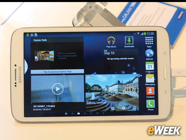 10-Galaxy Tab 3 Attracts Attention